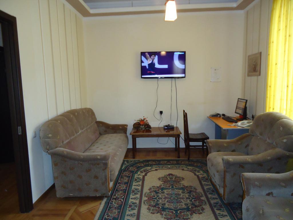 Guest House Lviv Грузия Kutaisi Ngoại thất bức ảnh