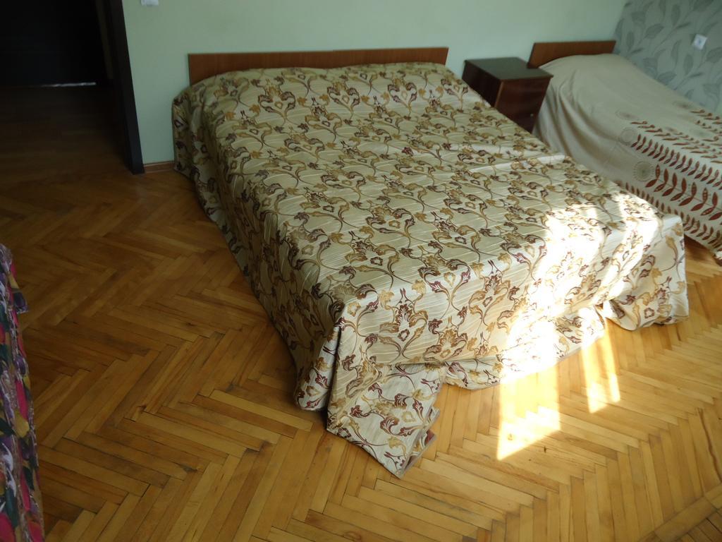 Guest House Lviv Грузия Kutaisi Ngoại thất bức ảnh