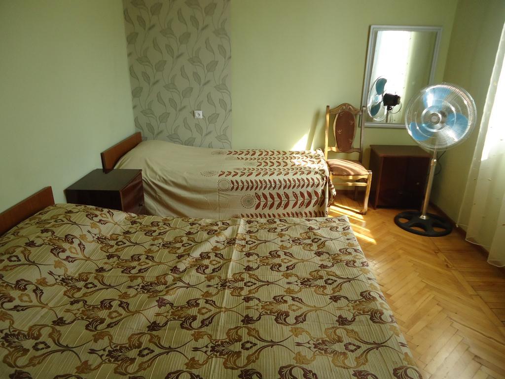 Guest House Lviv Грузия Kutaisi Ngoại thất bức ảnh